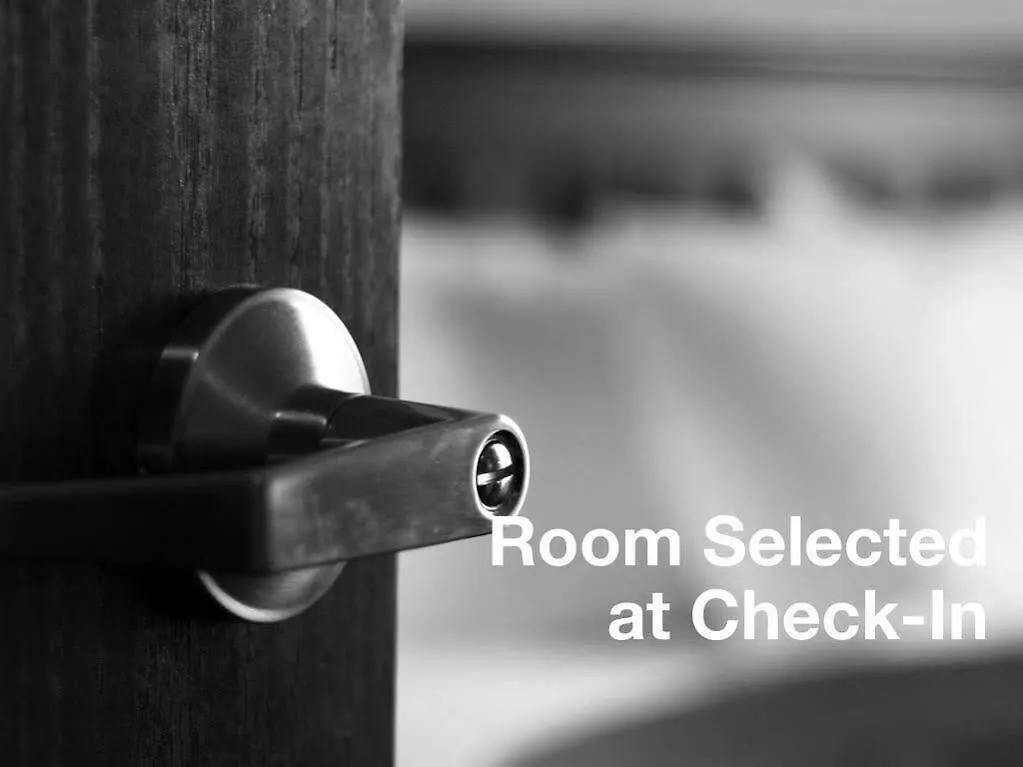 West Coast Suites At Ubc Vancouver 4*,